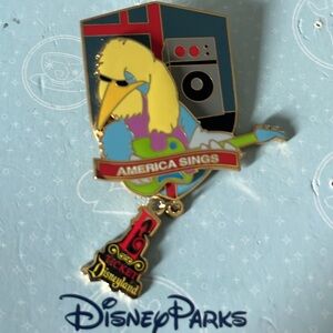 Disney Parks DLR E-Ticket America Sings LE 1500 Dangle Pin